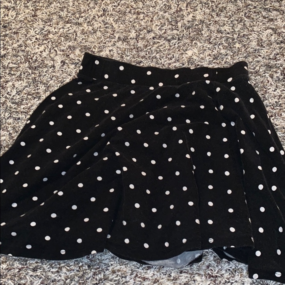 Forever 21 Polka Dot Skirt !